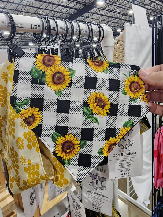 Blk/White Gingham with Sunflower Bandanas